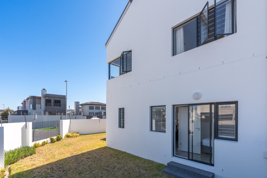 4 Bedroom Property for Sale in Sandown Western Cape